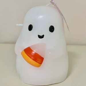 NWT Goblin & Ghoul Viral Ghost and Candy Corn Candle
